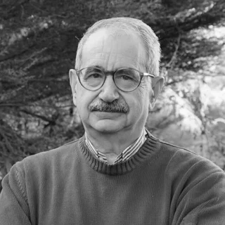 Domenica 10 novembre, al FLA - Festival di Libri e Altrecose, l’antropologo e scrittore Vito Teti presenterà il suo ultimo libro “Il risveglio del drago. Cavallerizzo: un paese mondo, tra abbandono e ricostruzione” (Donzelli editore) con Alessio Romano, Clara Verazzo e Giovanna Di Lello.

L’evento (sezione AGORÀ), in collaborazione con il John Fante Festival e Dd’A - Dipartimento di Architettura Pescara, si terrà alle ore 18.00 presso la Sala Tommaso Cascella – Museo Cascella a Pescara. 

Ingresso gratuito fino ad esaurimento posti.

Vi aspettiamo!

#flafestival #vitoteti #johnfantefest #pescara #fla2024